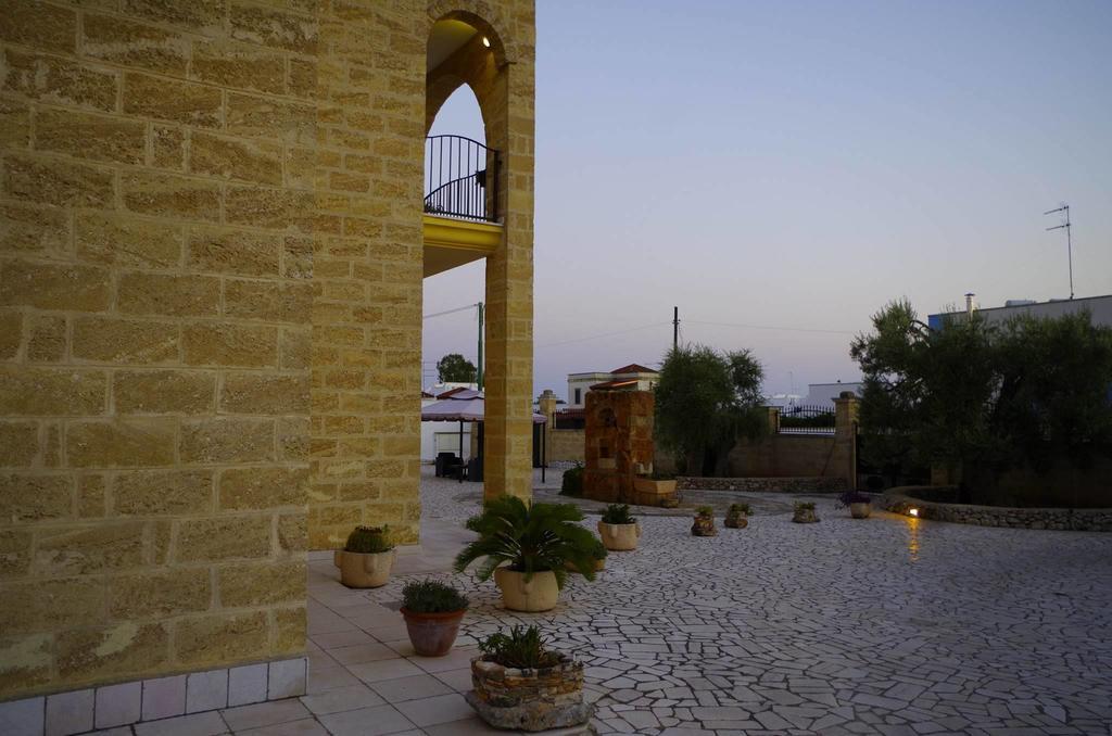 Villa Arneide Bed And Breakfast Torre Lapillo Dış mekan fotoğraf